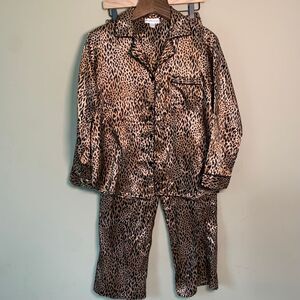 Miss Elaine Satin Cheetah Print Top and Bottom Pajama Set Size Medium